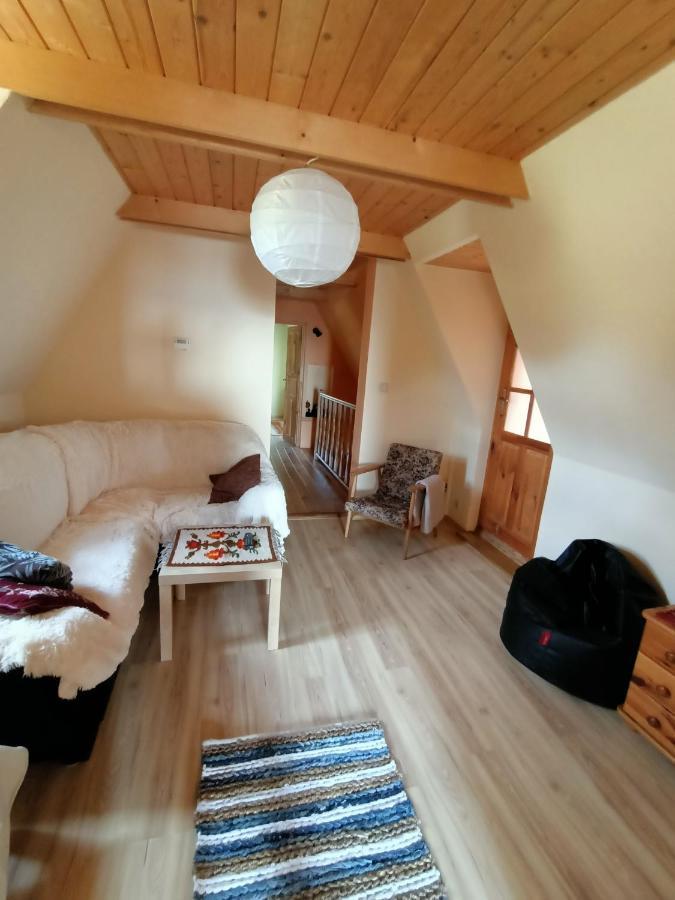 Ludwikowka Pod Luboniem, Stu-Letni Domek W Gorach Naprawa Eksteriør billede
